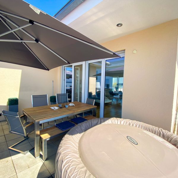 Großzügige Dachterrasse