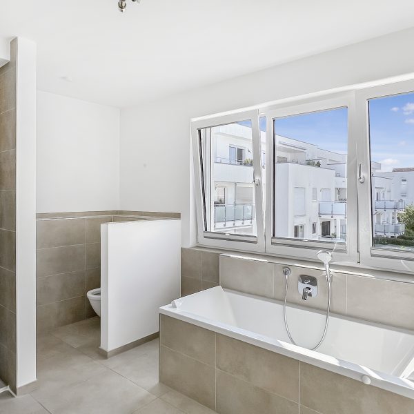Tageslicht-Badezimmer en Suite