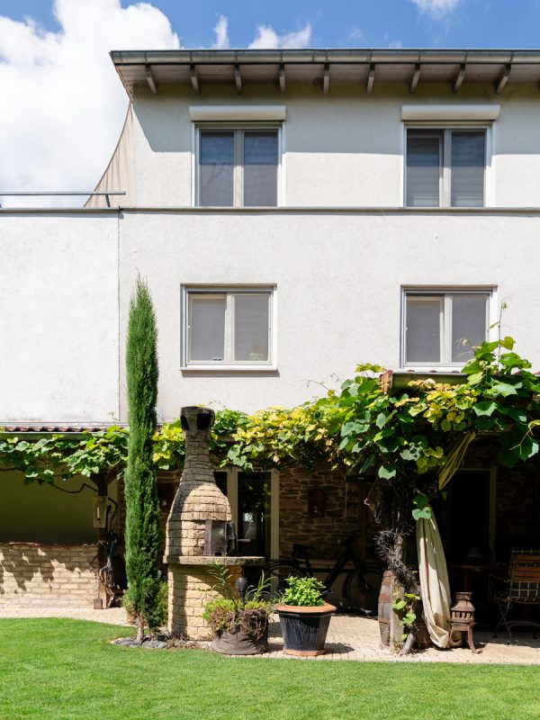 Großzügiger Garten